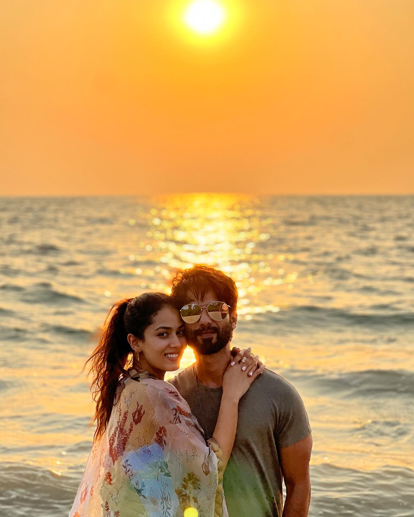 Mira Rajput Gets Intrigued To Watch Hubby, Shahid Kapoor's Upcoming Film,  Shares Cosy Picture