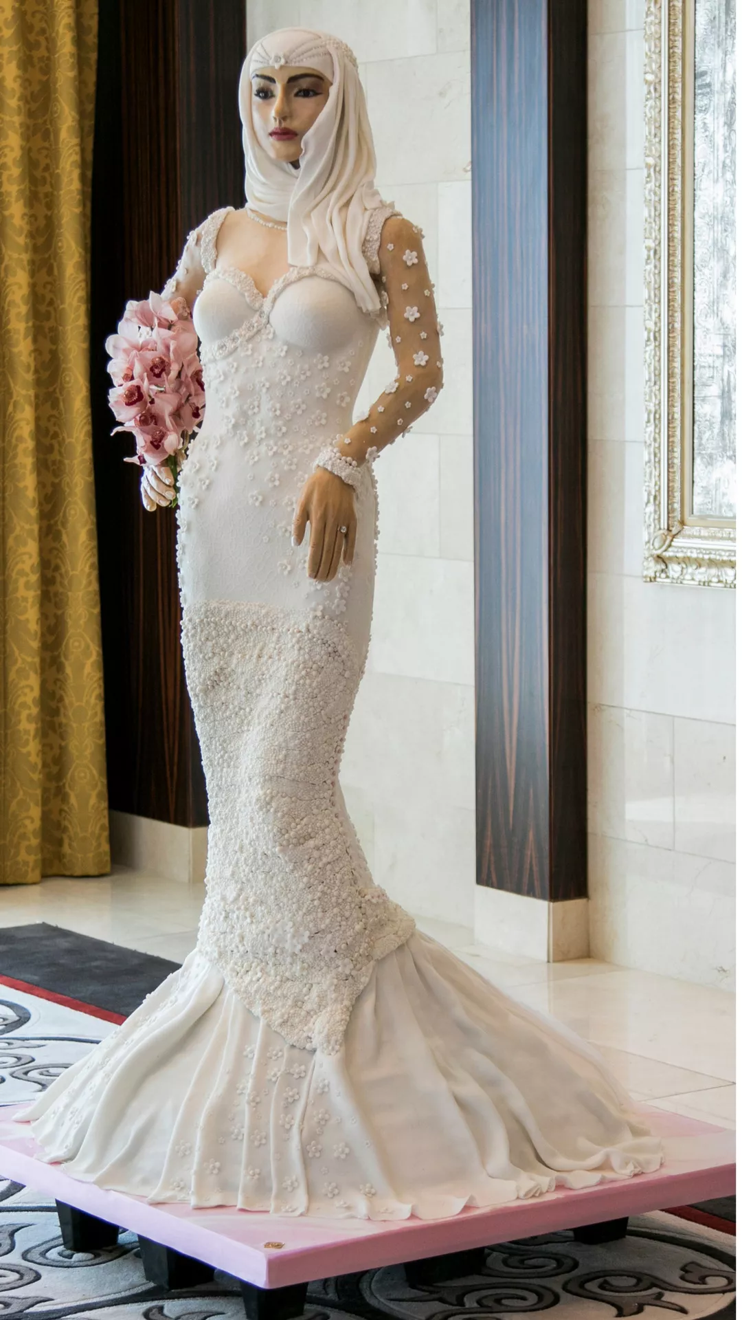 Top 10 Most Expensive Wedding Dresses in 2024: Diamonds, Silk & Platinum -  Financesonline.com
