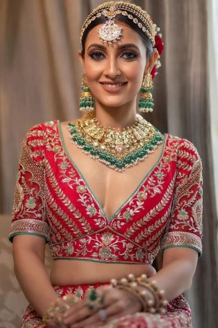 5 Lehenga Necklines That Brides Can Consider for Their Bridal