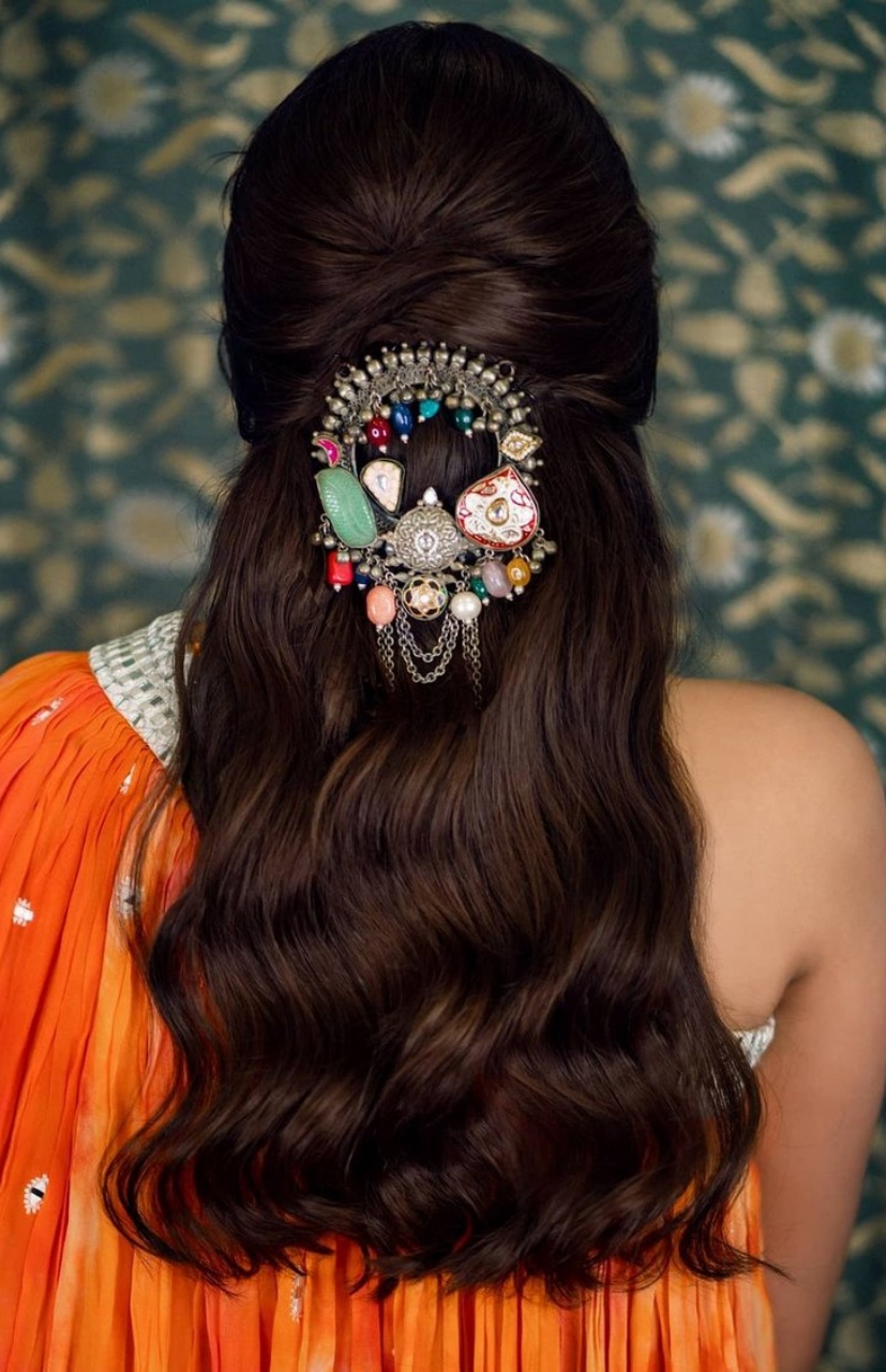 Hairstyle or make up sikhne Ke liye mujhe follow Kare prakratimakeup#studio  # | Instagram