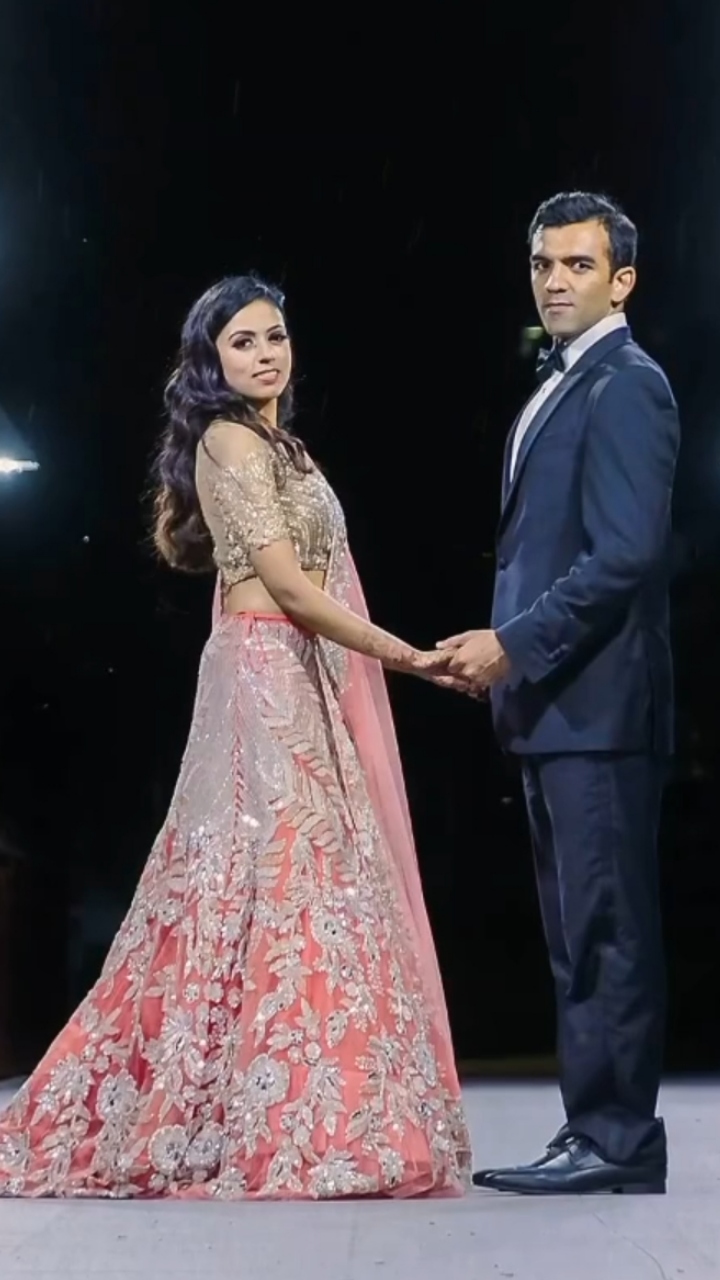 manish malhotra bride insalmon pink