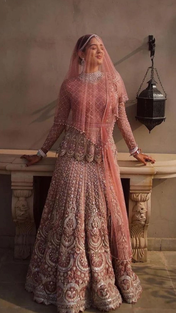 manish malhotra bride
