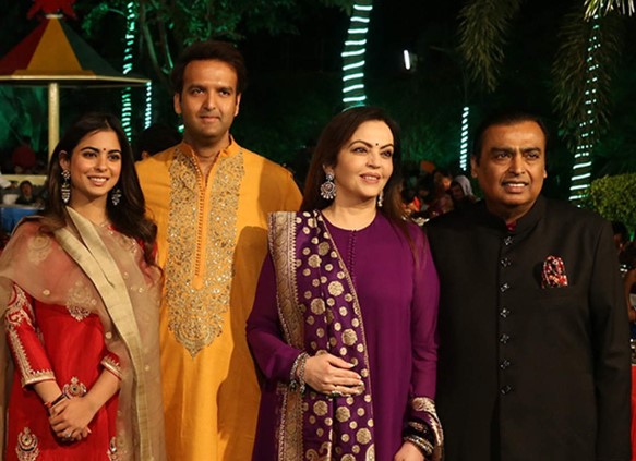 mukesh ambani fam