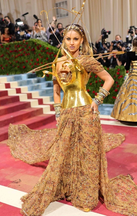 natasha at met gala 2022
