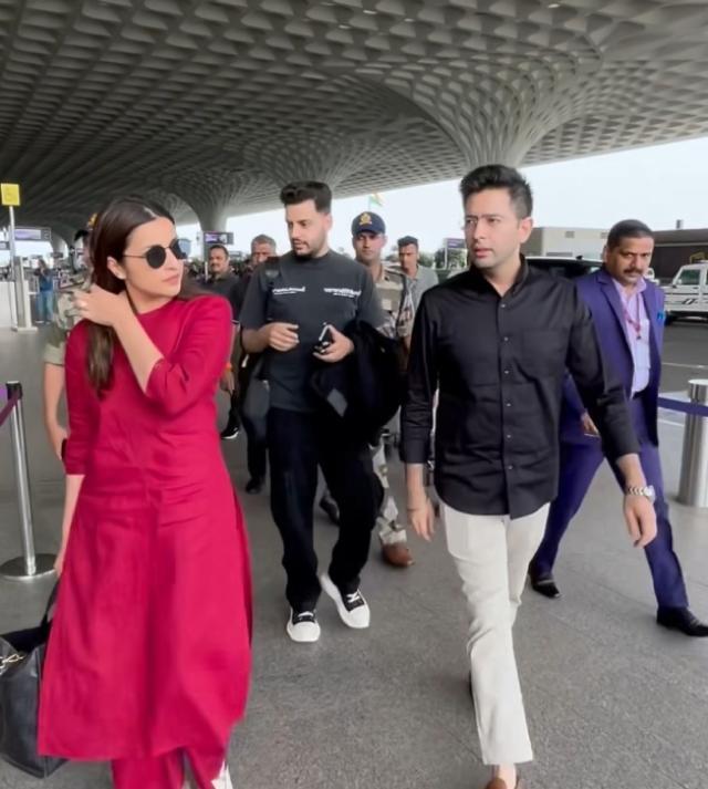 parineeti chopra and raghav at airport