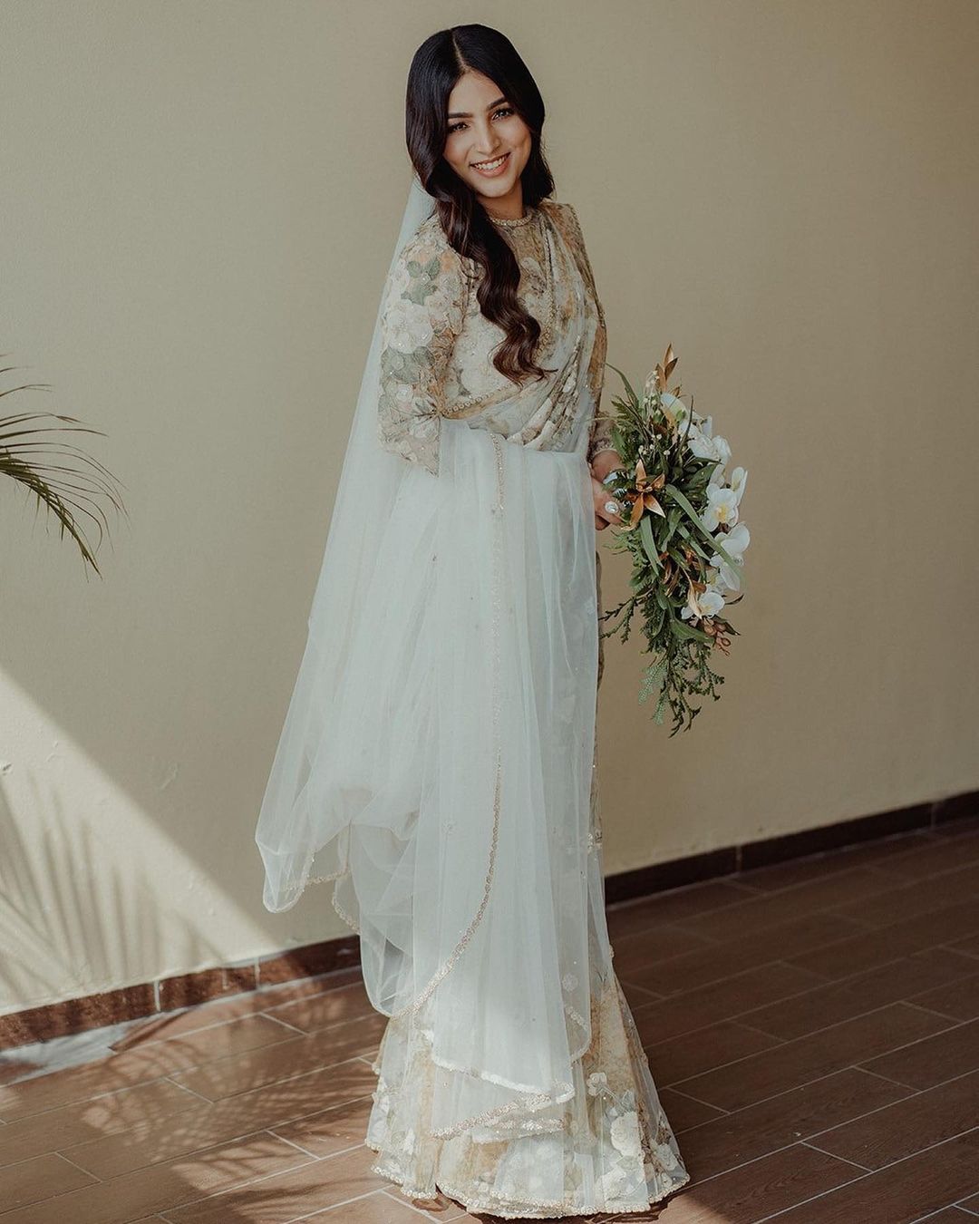 Sabyasachi | Desi wedding dresses, Bridal outfits, Engagement dresses