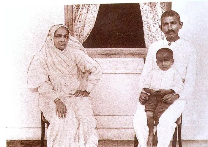 Gandhi with kid