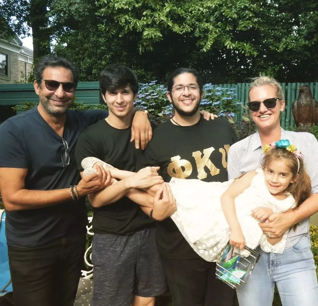 Pakistani cricketer, Wasim Akram fell in love with an Australian lady named Shaniera Thompson after his first wife, Huma Mufti's death