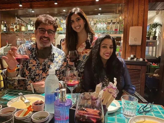 Rupali Ganguly, Ashwin K Verma, Rupali and Esha Controversy