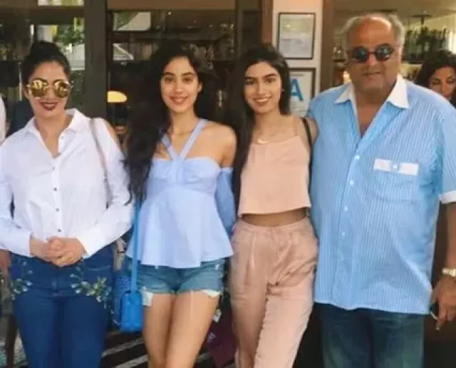 Sridevi, Khushi Kapoor, Jahnvi Kapoor, Boney Kapoor