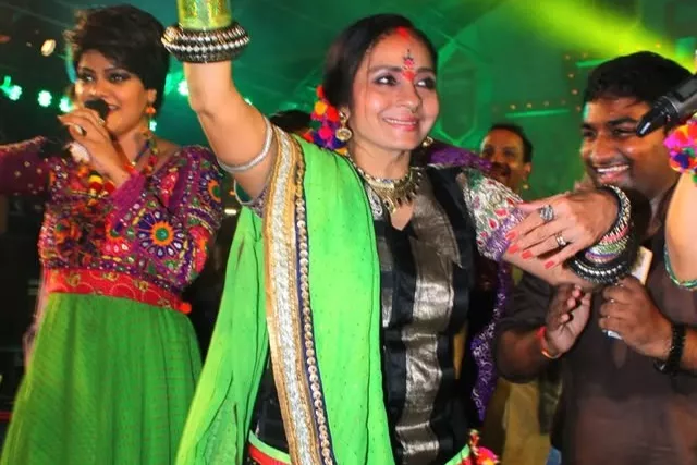 Sujata Mehta, Aamir Khan, Shah Rukh Khan