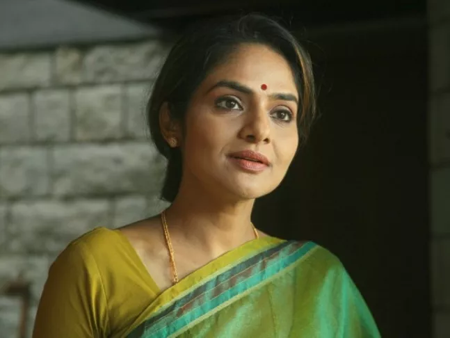 madhoo