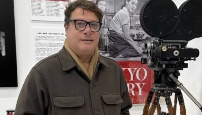 Tigmanshu Dhulia Love Story Wife Tulika NSD Ran Away From Home Daughter Jansi