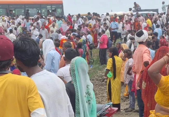Hathras Stampede Case Spiritual Leader Narayan Sakaar Hari Bhole Baba Left Job IB Godman