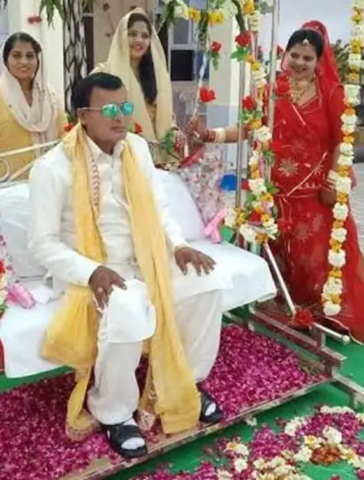 Hathras Stampede Case Spiritual Leader Narayan Sakaar Hari Bhole Baba Left Job IB Godman