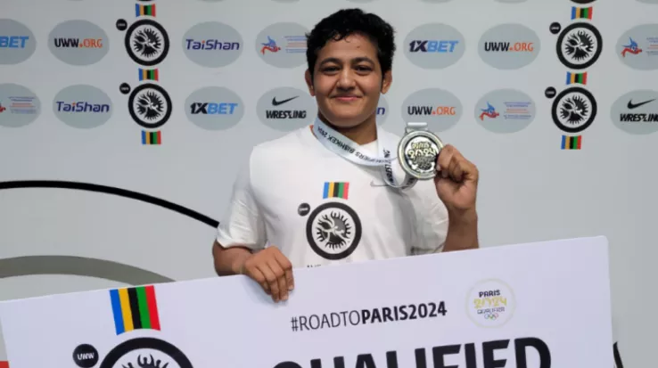 Reetika Hooda Wiki Bio Farmer Daughter Handball First Indian 76 Kg U 23 Champion Olympics