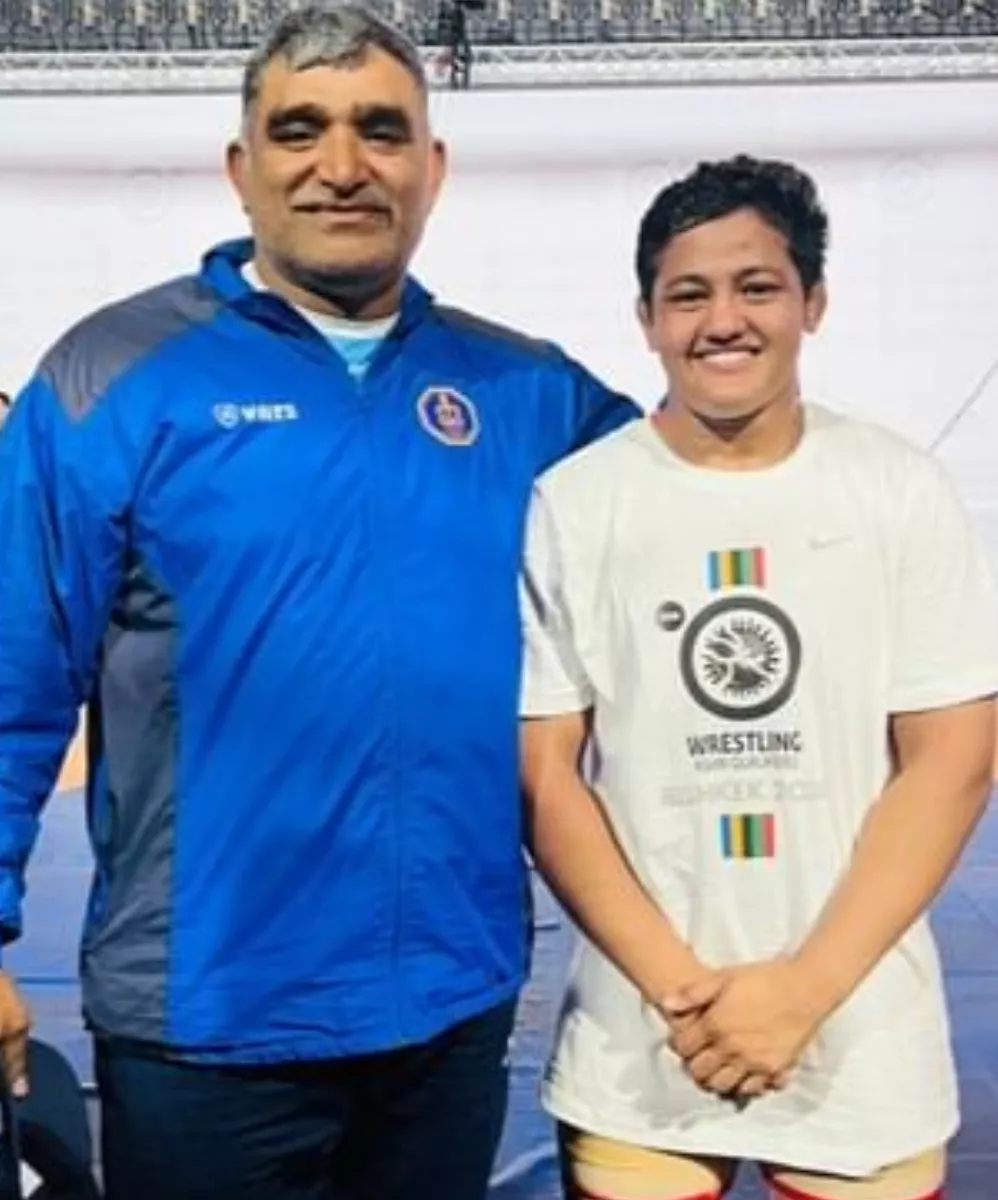 Reetika Hooda Wiki Bio Farmer Daughter Handball First Indian 76 Kg U 23 Champion Olympics