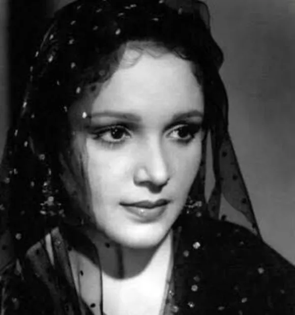 Devika Rani Rabindranath Tagore Niece First Lady of Indian Cinema