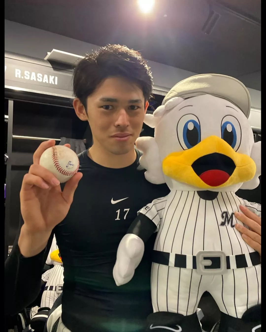 Los Angeles Dodgers' Roki Sasaki dominates Phillies: Japanese pitcher's heroic relief seals NLCS berth