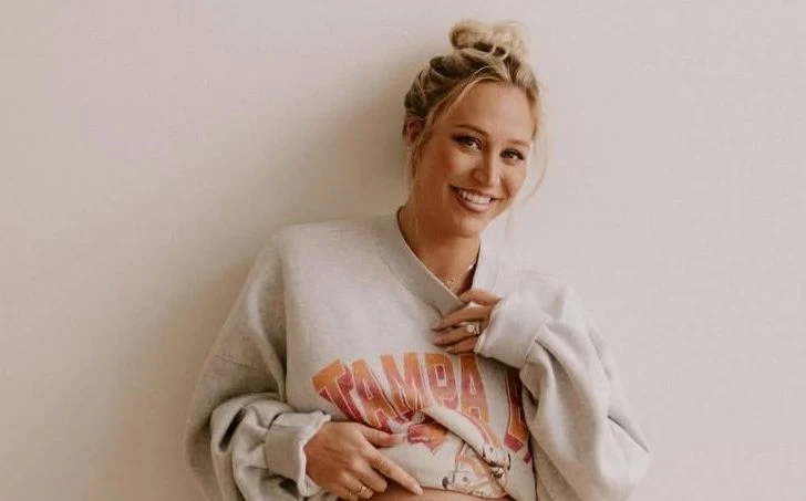 Baker Mayfield, Emily Wilkinson