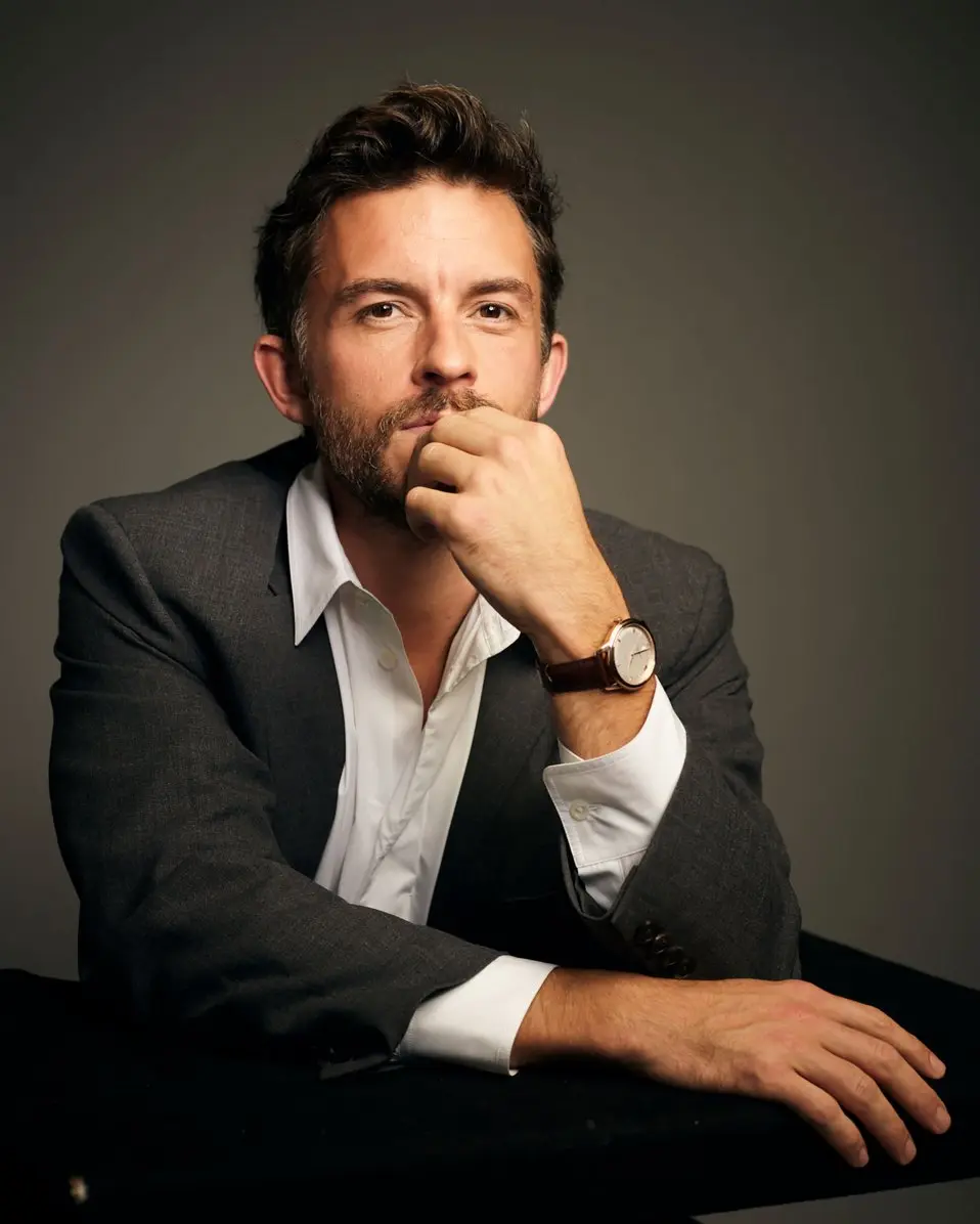 Jonathan-Bailey-PEOPLEs-Sexiest-Man-Alive