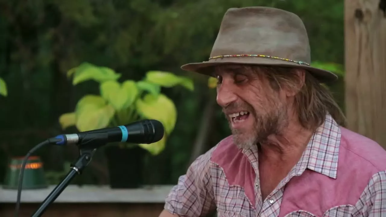 Todd Snider, Todd Snider Arrested, Todd Snider Hospitalised, Todd Snider Cancels Upcoming Shows, High, Lonesome and Then Some Tour