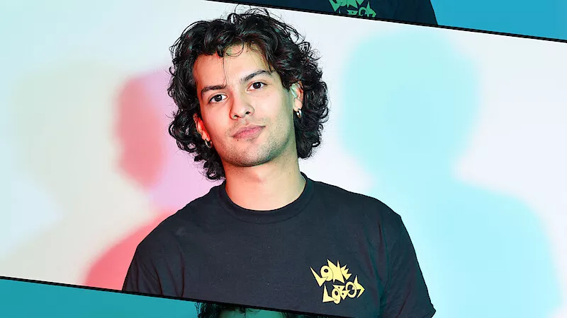 Xolo-Mariduena-One-Piece-3