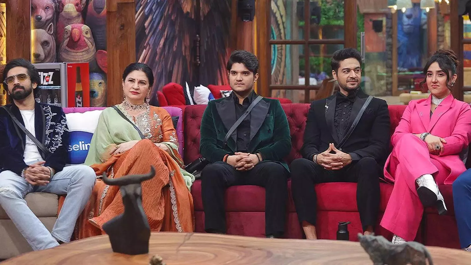 Was There A Mid-Week Eviction In 'Bigg Boss' 19? Know Which Contestant Left The House After Abhishek Bajaj  2