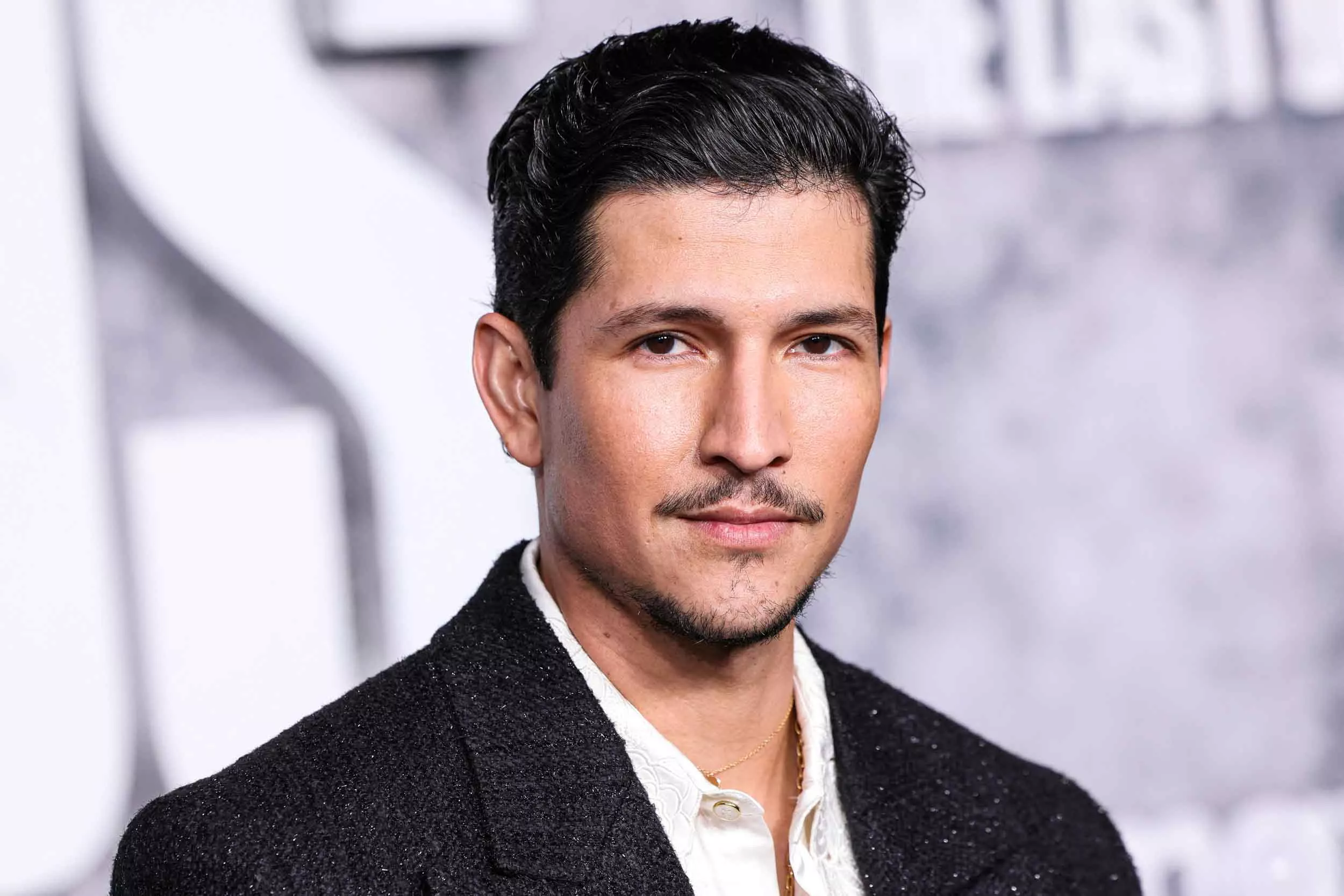 Jessica-Alba-Danny-Ramirez