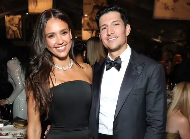 Jessica-Alba-Danny-Ramirez