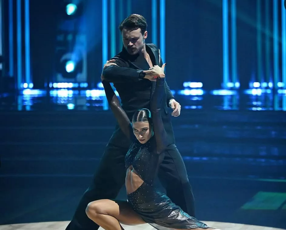 'DWTS' Judge, Tom Bergeron Was Fired From Show Over Politics 5 Years Ago? Called It A 'Betrayal'