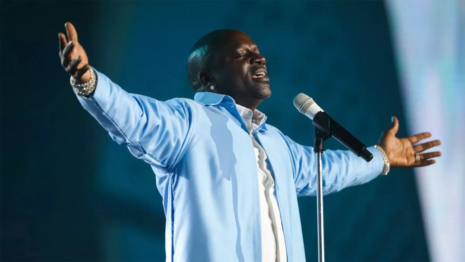 Akon, Akon Arrest
