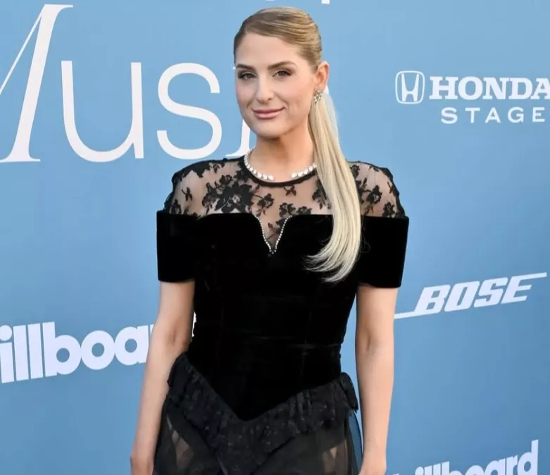 Why Did Meghan Trainor's Before And After Pics Go Viral Again? Know Its Link To Her New Song, 'Still Don't Care' 3