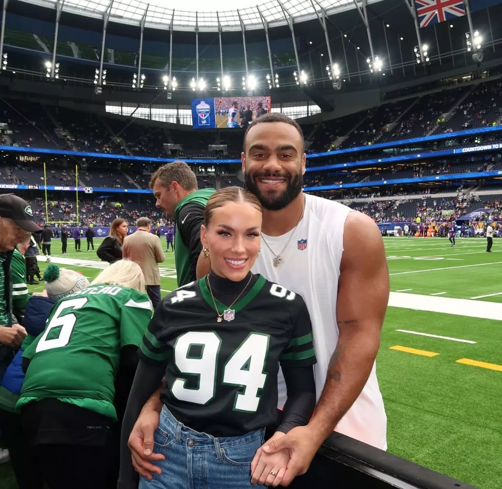 Solomon Thomas with girlfriend