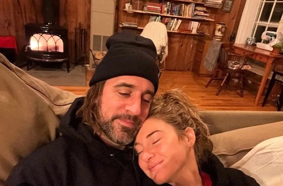 Is Aaron Rodgers' Wife, Brittani, Real? Know All About Her Sightings, Mystery And Steelers QB's Silence  6