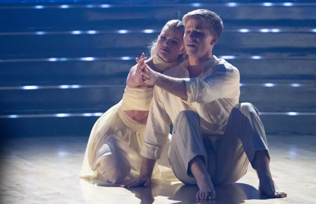 Who Will Win 'Dancing With The Stars' Season 34 in 2025? Here's A Roundup Of All Major Predictions On the Internet  9