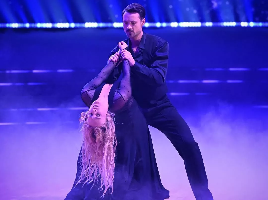 Who Will Win 'Dancing With The Stars' 2025 Tonight? Here's The Final Predictions And Analysis Before The Show 4