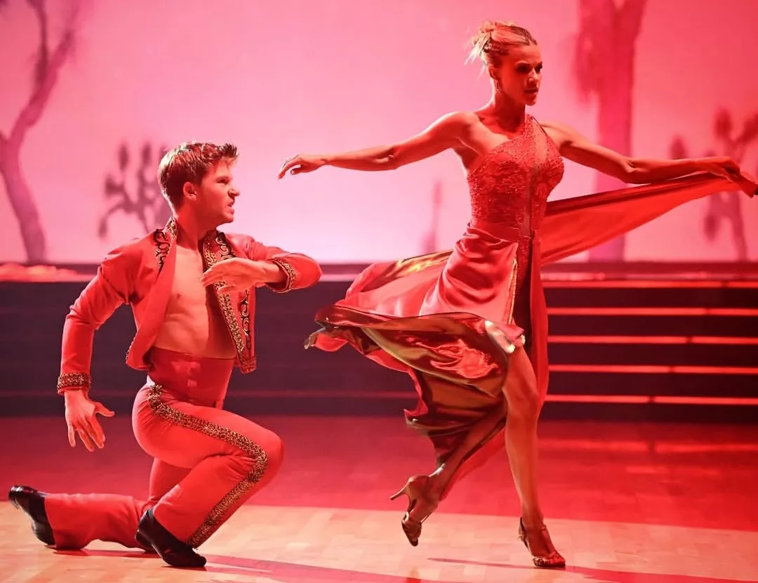 Will Robert Irwin's Rib Injury Affect His Chances To Win In the 'DWTS' 2025 finale? Here's What We Know  4