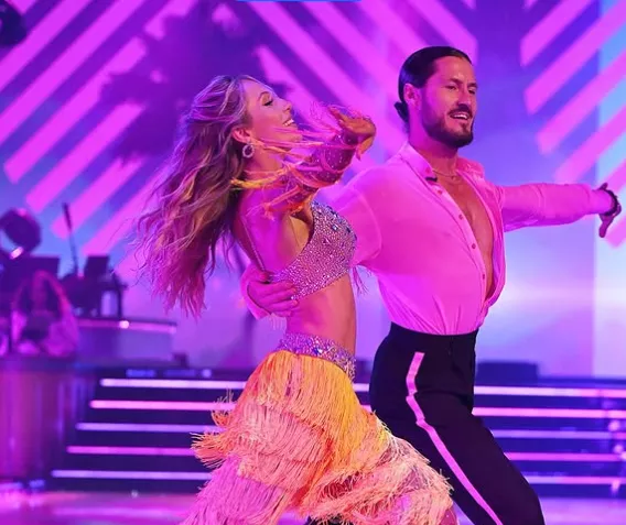 Alex Earle on DWTS finale