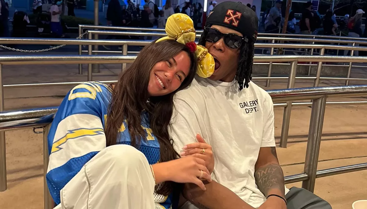 Meet Detroit Lions' explosive young star, Jahmyr Gibbs, who is redefining modern rushing, combining elite speed with humility that fans adore