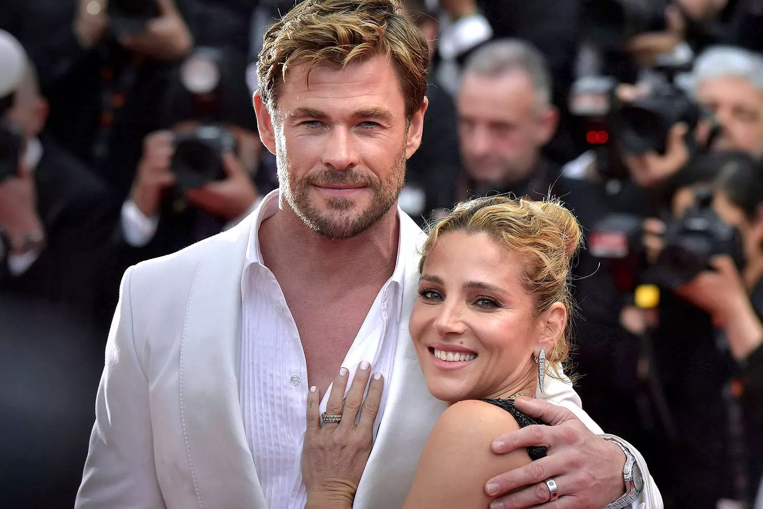 Chris Hemsworth And Elsa Pataky Headed For A Divorce? Missing Rings And 'Growing Distance' Sparks Buzz  