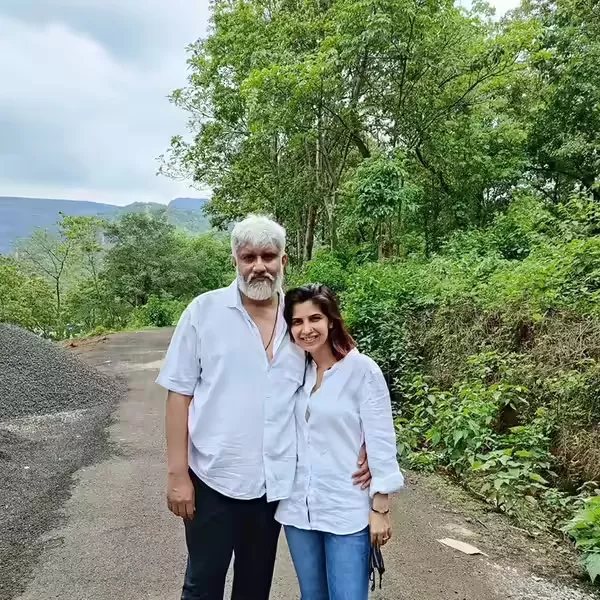 Vikram Bhatt and wife