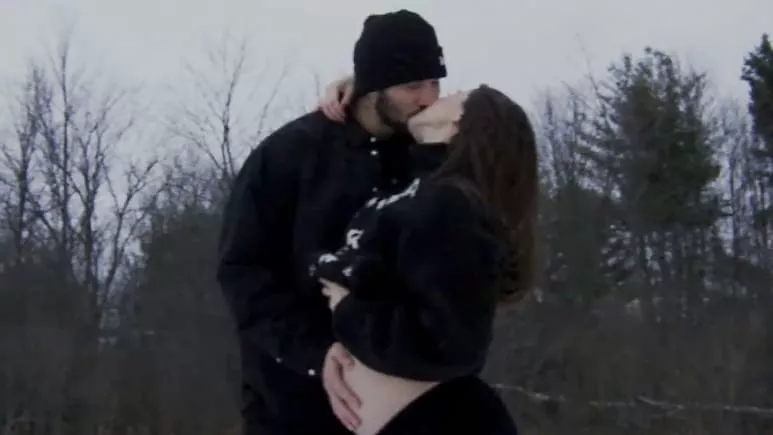 Hailee Steinfeld pregnancy announcement