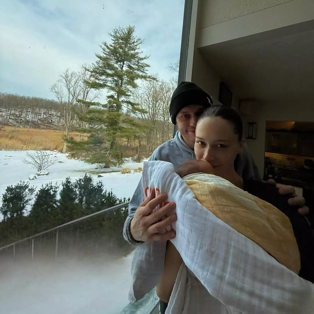 Elsie Hewitt Baby Girl Pete Davidsons Late Fathers Name