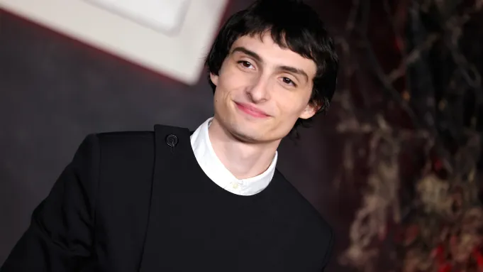 Finn-Wolfhard-SNL-HOST