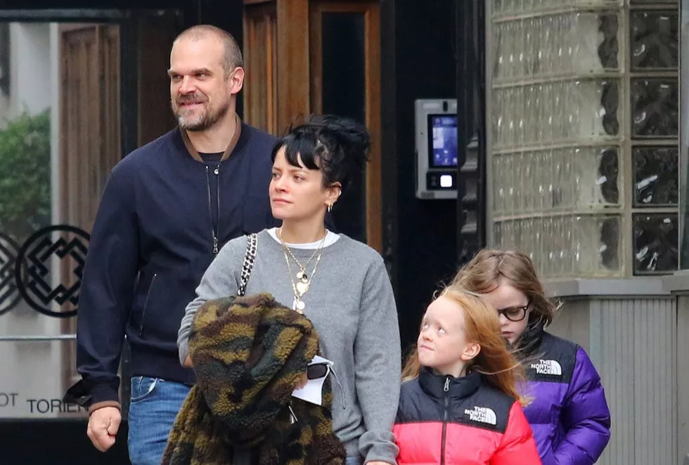 Are Lily Allen's Daughters In Touch With Her Ex-Husband, David Harbour, After Their Split? She Says, &lsquo;I Stay..&rsquo; 2