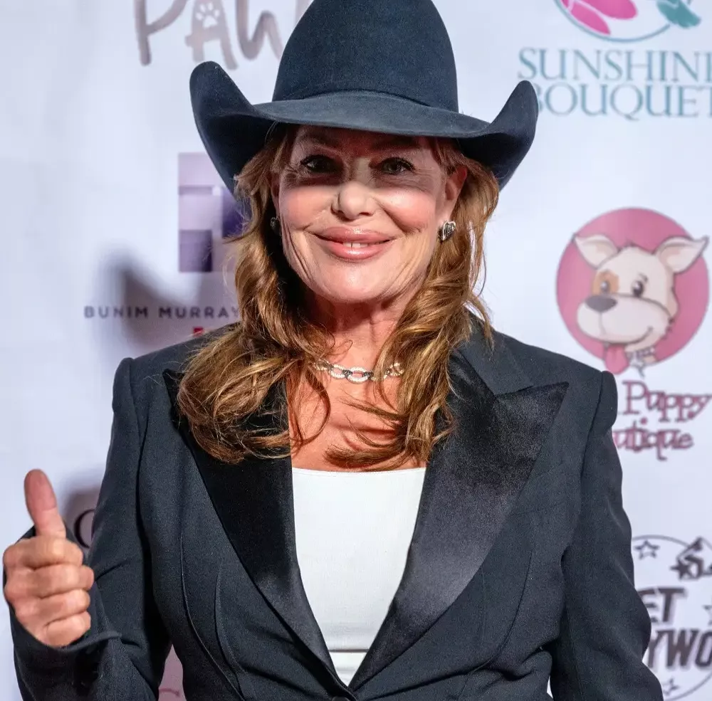 Where Is Kelly LeBrock Now? Here's What 'Weird Science' Actress Does After Her Divorce And Hollywood Exit 2