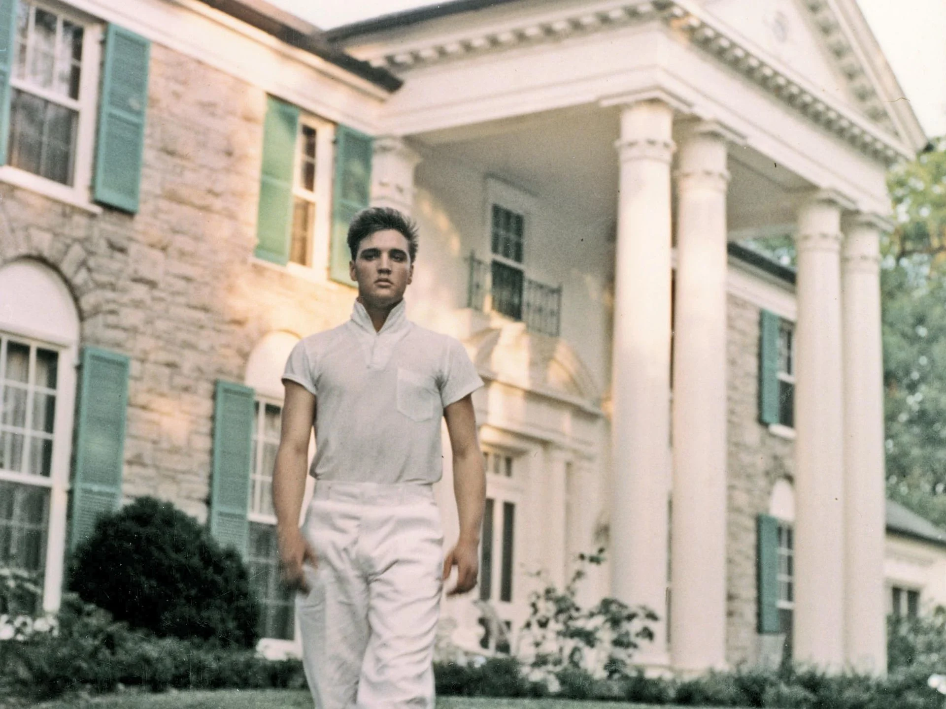 graceland-elvis