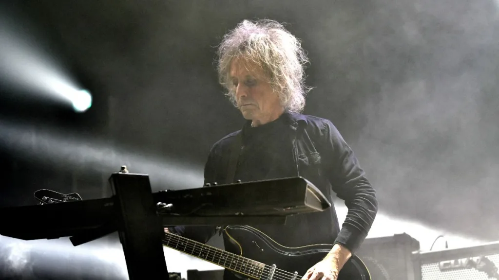 Who Is Perry Bamonte's Wife, Donna Bamonte? All About Her Amid 'The Cure' Guitarist's Death At 65 3