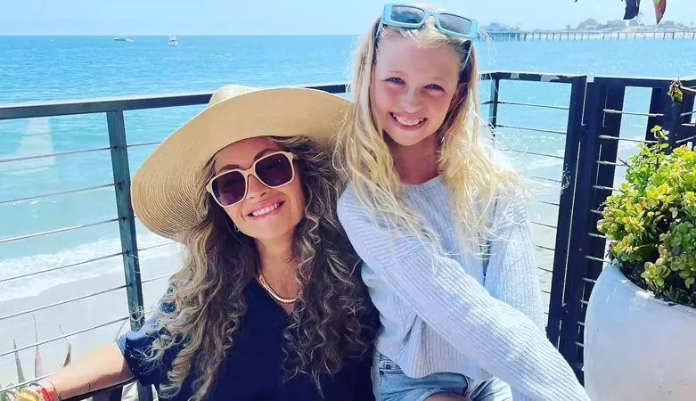Rebecca Gayheart with daughter